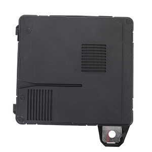 Boîtier de fusibles automobile Yitrum 8200306033 pour Renault Mégane, montage sur panneau, matériau ABS - Product Image 4