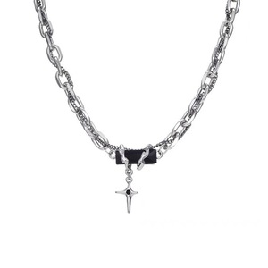 Enveloppé Noir Zircon <span class=keywords><strong>Croix</strong></span> Épissage Collier Unisexe En Acier Inoxydable Clavicule Chaîne <span class=keywords><strong>avec</strong></span> Lien Style À La Mode pour Hommes et Femmes - Product Image 1