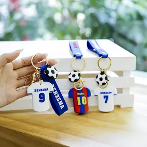 Wholesales 3D Football Keychain Sport T-shirt Messi Ronaldo KeyChain Pvc Rubber Key Ring