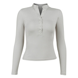 Collezione invernale all'ingrosso per le donne camicetta a maniche lunghe e semplice maglia in bianco t-shirt <span class=keywords><strong>con</strong></span> dettaglio frontale centrale <span class=keywords><strong>con</strong></span> bottone aperto - Product Image 5