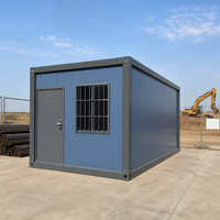 Maison préfabriquée modulaire personnalisée avec mur-rideau en verre, escaliers et rampes pour projets scolaires, hospitaliers, agricoles et résidentiels