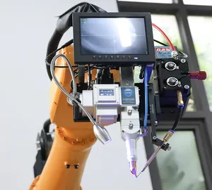 Machine de soudage laser robotisée ESTUN ER20B/10-2010-HI, bras robotique industriel, rail de soudage, charge utile 10 kg, moteur PLC - Product Image 3