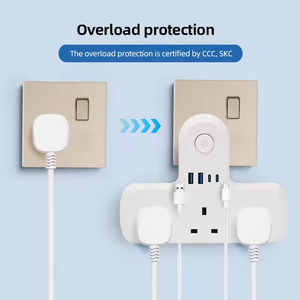 Regleta de Enchufes Extensible de Pared con Puertos USB Universales y Convertidor de Corriente - Product Image 1
