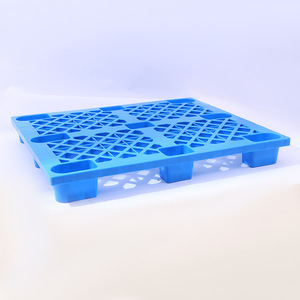 พาเลทพลาสติก HDPE สูง 140 มม. แบบตะแกรง 9 ขา 4 ทางเข้า สำหรับคลังสินค้า โลจิสติกส์ ป้องกันความชื้น สำหรับการขนย้ายและหมุนเวียนสินค้า - Product Image 2