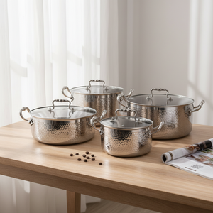 Casserole en acier inoxydable 18/10 martelé avec couvercle, poignées ergonomiques en fonte, compatible induction, sans revêtement, idéale pour la cuisine quotidienne - Product Image 5