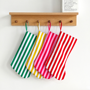 Chaussettes <span class=keywords><strong>de</strong></span> Noël multicolores en toile brodée à rayures, grandes décorations <span class=keywords><strong>de</strong></span> Noël en vrac, imprimées pour les fêtes - Product Image 1