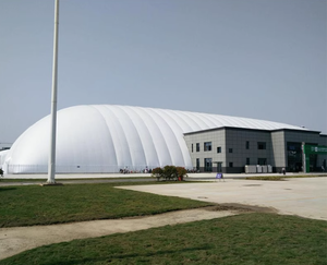 Dôme gonflable compact avec optimisation de l'espace pour le stockage industriel et les salles de formation - Product Image 3