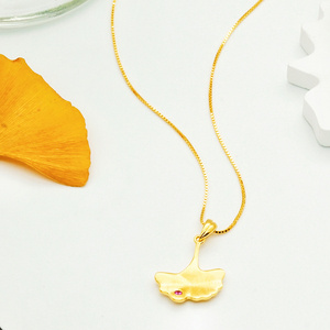 Exquisito Collar con Colgante de Hoja de Ginkgo en Oro Sólido de 9K/14K/18K con Acento de Zafiro Rosa para Regalo, Joyería de Cumpleaños - Product Image 6