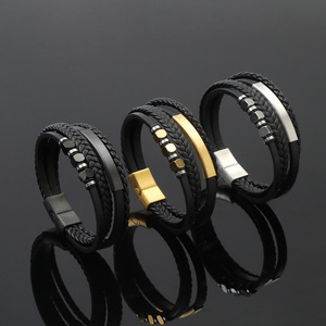 Pulsera de Cuero Genuino Multicapa con Espaciador de Acero Inoxidable Personalizado <span class=keywords><strong>para</strong></span> <span class=keywords><strong>Hombre</strong></span>, Botón Magnético, Joyería Vintage con Trenzado Masculino - Product Image 1