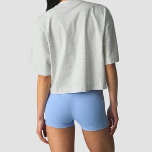 เสื้อครอปท็อปผู้หญิงขายส่งสำหรับฤดูร้อน แขนสั้น ระบายอากาศ แห้งเร็ว กันยับ รับทำโลโก้ตามสั่ง มีบริการขายส่งจำนวนมาก - Product Image 2