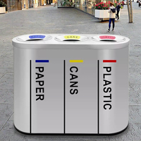 Poubelle de tri moderne en acier inoxydable à trois catégories Poubelle de recyclage des ordures à structure intégrée pour parc à l'extérieur