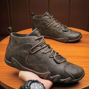 Nuevos Zapatos Deportivos de Cuero Casuales de Moda para Hombre - Product Image 2
