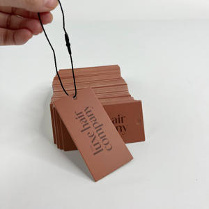 Etiquetas Colgantes de Papel Marrón Personalizadas - Etiquetas de Lujo para Extensiones de Cabello con Cordón Negro y Campos de Información Impresos - Product Image 4