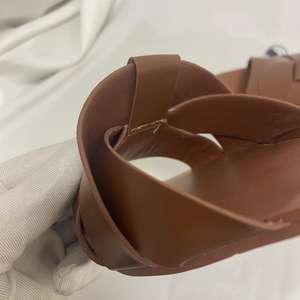 Mules et sandales plates d'été pour femmes en promotion, à bout ouvert, à brides croisées, décontractées, colorées et imperméables - Product Image 2