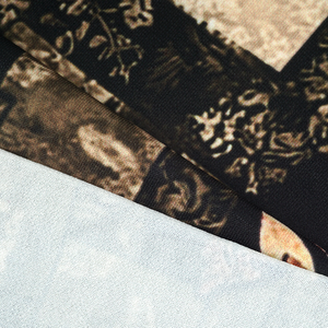 Tissu en polyester et élasthanne imprimé fantaisie de luxe ITY pour vêtements - Product Image 5