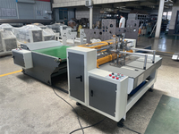 Machine automatique de découpe et de partitionnement de petites boîtes en carton