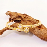 Gelang Kuningan Berbentuk Semanggi Empat Daun untuk Wanita, Lapis Emas 18K Perak, Gelang Manset Terbuka yang Dapat Disesuaikan, Bertabur Batu Zirkonia Kubik Mikro