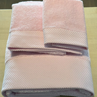 Serviettes de visage moelleuses avec logo personnalisé rose propre 100% coton serviettes de visage lavables en machine épaisses et très absorbantes pour la maison/hôtel