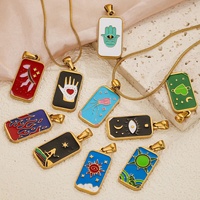 Mystic 18K PVD Chapado en oro Colgante de acero inoxidable Sol Luna Estrella Fuerza Simbólica Tarot Tarjeta Collar Encantos Esmalte colorido