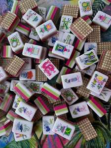 Juego de Mahjong de Lujo Moderno para Adultos, con Fichas Moshi de Acrílico, Diseño Personalizado, Regalo, Juego de <span class=keywords><strong>Casino</strong></span> - Product Image 1