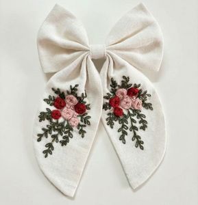 Lazo Floral Vintage, Proveedor Mayorista OEM para Decoración de Tela, Lazo de Tela Bordado a Mano, Accesorios para el Cabello - Product Image 4