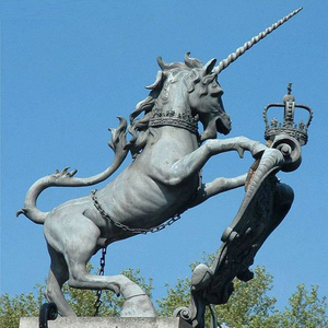 Grande Scultura di Cavallo in Bronzo Surrealista, Statua d'Arte Astratta per Giardino e Spazi Pubblici - Product Image 5