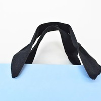 Vente en gros de sacs à provisions de luxe en papier avec logo de marque propre personnalisés pour la protection de l'environnement