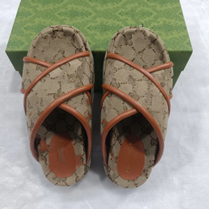 2025 New Summer Waterproof Anti-Slip Sandals Men's Slippers Size 35-45 - Product Image 4