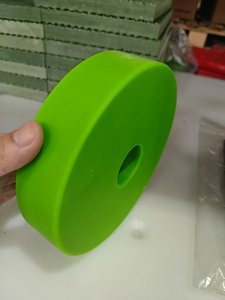 Produit personnalisé en polyuréthane caoutchouc polyéthylène nylon contenant de l'huile - Product Image 6