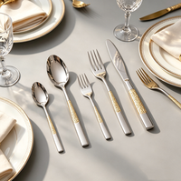 Ensemble de couverts de mariage de luxe en acier inoxydable doré OEM, cinq pièces, finition miroir, passe au lave-vaisselle, couteau, fourchette, cuillère, fourchette à thé