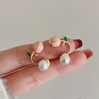 Mode en gros femmes boucles d'oreilles perle goujon oreille anneaux bijoux paillettes émail tulipe fleur coeur alliage GRS bohême fête bijoux