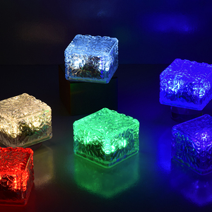4 LED RGB năng lượng mặt trời Powered lõm ngoài trời IP65 không thấm nước <span class=keywords><strong>ice</strong></span> cubes đèn pha lê gạch ánh sáng sàn hồ bơi vườn đường phố sàn tường - Product Image 1