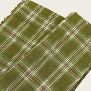 Rouleau de tissu à carreaux teint en fil 100 % coton Mill Direct 21S, disponible en 3 coloris, idéal pour chemises, robes et vêtements de nuit d'été - Product Image 5
