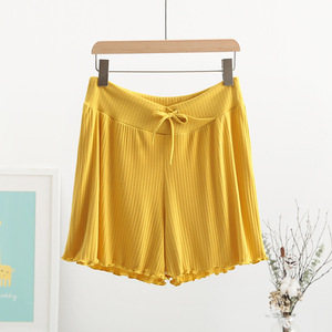 Pantaloncini Premaman Estivi <span class=keywords><strong>in</strong></span> Tessuto Fresco ed Elastico, Shorts per Gravidanza con Fascia <span class=keywords><strong>in</strong></span> Vita Regolabile, Abbigliamento Premaman Emotion Moms - Product Image 2