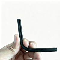Bande de profil en caoutchouc extrudé EPDM personnalisée, joint d'étanchéité en caoutchouc pour portière et fenêtre de voiture