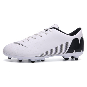 <span class=keywords><strong>Scarpe</strong></span> da <span class=keywords><strong>calcio</strong></span> professionali di fabbrica, <span class=keywords><strong>scarpe</strong></span> da <span class=keywords><strong>calcio</strong></span> personalizzate con etichetta privata, <span class=keywords><strong>scarpe</strong></span> da allenamento TF ad alte prestazioni. - Product Image 5