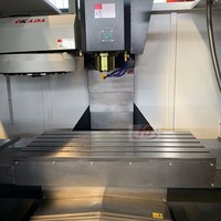 Centre d'usinage CNC VMC1270 de Chine avec système Fanuc, fraiseuse verticale pour atelier industriel