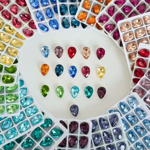 Venta al por mayor de accesorios de joyería DIY con forma de lágrima y base puntiaguda K9, diamantes decorativos y diamantes de cristal súper brillantes - Product Image 2