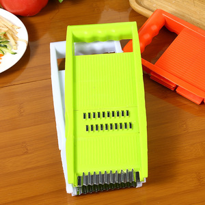 Multi Functional Vegetable Cutter 4 Piece Set With Slicing Grating Shredding And Cutting Board For Kitchen Use - Product Image 2