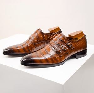 Chaussures habillées montantes Oxford en cuir véritable personnalisées, à plateforme, avec embout en acier et coussin d'air, à enfiler, pour hommes, idéales pour mariage, bureau et carrière - Product Image 3