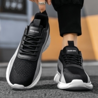 Chaussures de sport en tricot dégradé ultra-légères pour hommes, baskets respirantes et souples avec amorti pour la marche, idéales pour le quotidien, les voyages et la salle de sport