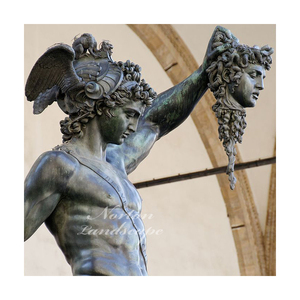 Figura de mitología griega y romana de bronce, estatua de Perseus, cabeza de retención, escultura de Medusa - Product Image 5