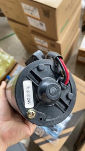 POMPE À EAU 34C3298 Compatible avec les pièces Liugong, EXPERT en pièces détachées, Vente directe d'usine, Pièces de machines de construction - Product Image 4