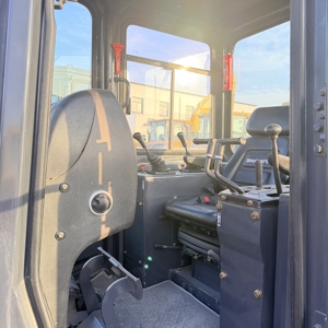 Bulldozer Usado Shantui SD13, Modelo 2022, Capacidad de Topografía de 3.7m, Motor Chino, Equipo de Construcción de Tamaño Mediano - Product Image 5