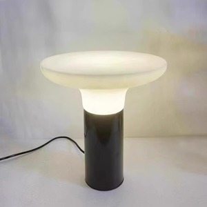 Lámpara de mesa con forma de hongo, de mármol, con iluminación ambiental LED para sala de estar, dormitorio y estudio. - Product Image 3