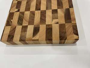 <span class=keywords><strong>Planche</strong></span> <span class=keywords><strong>à</strong></span> <span class=keywords><strong>découper</strong></span> Patchwork en bois d'acacia 36x24x3.5 <span class=keywords><strong>cm</strong></span> <span class=keywords><strong>planche</strong></span> <span class=keywords><strong>à</strong></span> <span class=keywords><strong>découper</strong></span> de petite taille pour l'aspect des échecs <span class=keywords><strong>planche</strong></span> <span class=keywords><strong>à</strong></span> <span class=keywords><strong>découper</strong></span> <span class=keywords><strong>à</strong></span> grain fin pour la maison - Product Image 2