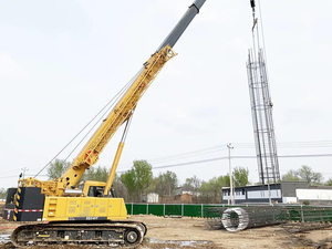 Grue sur chenilles télescopique XGTC65 haute performance de 65 tonnes, équipée d'un moteur, d'une pompe et d'un roulement de boîte de vitesses de haute qualité - Product Image 4