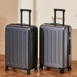 Maleta de Negocios para Hombre, 20 Pulgadas, Color Grafito, Resistente, con Cierre de Resorte, Primavera 2025 - Product Image 3