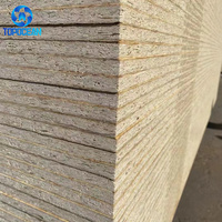 Vente en gros OSB 4 panneaux de haut standard 4x8ft HMR panneau de brin orienté pour la construction