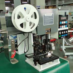 Machine à faible bruit pour sertissage de bornes de faisceau de câblage de bornes non isolées - Product Image 3